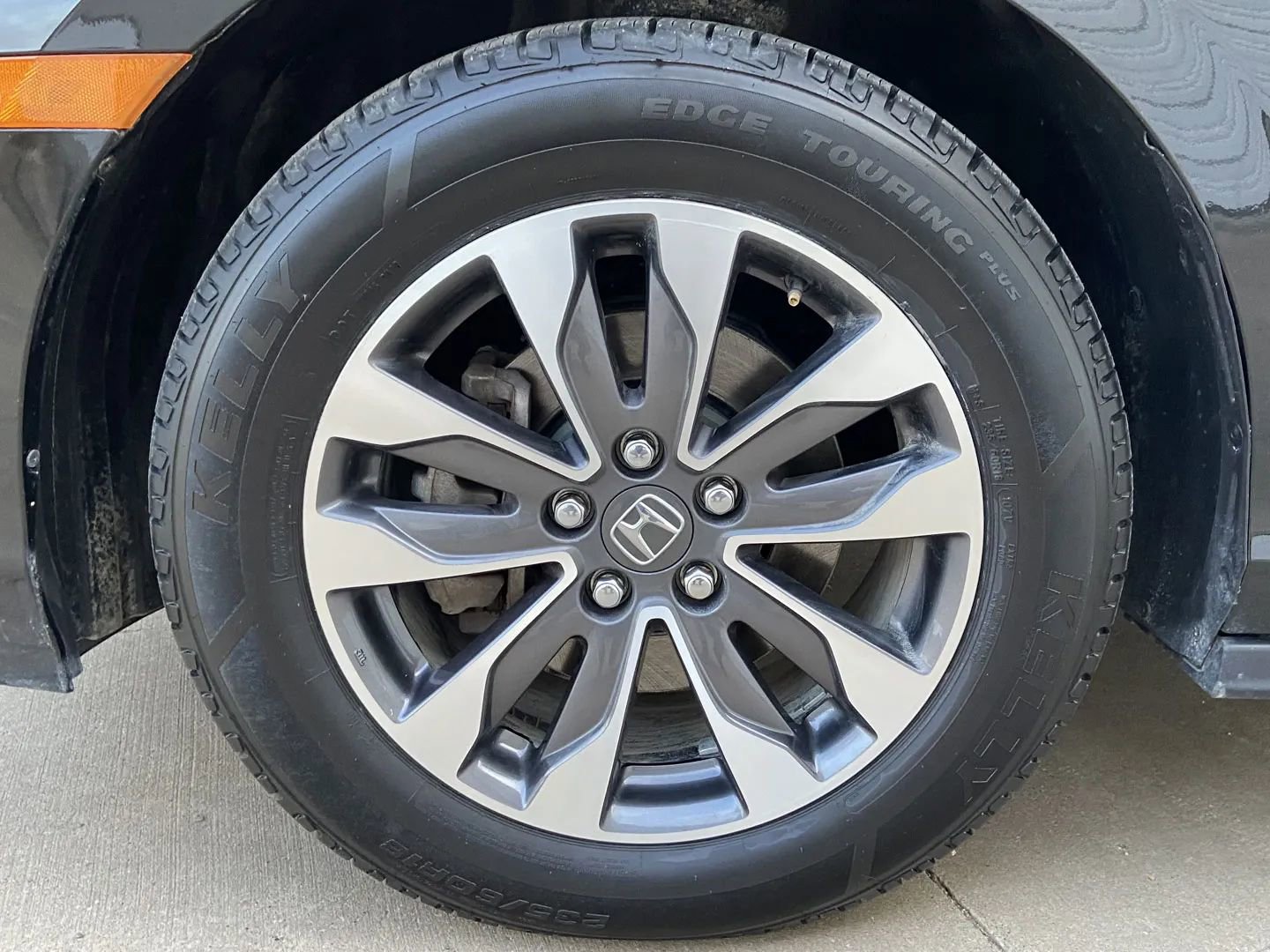 Used 2023 Honda Odyssey EX-L image 9