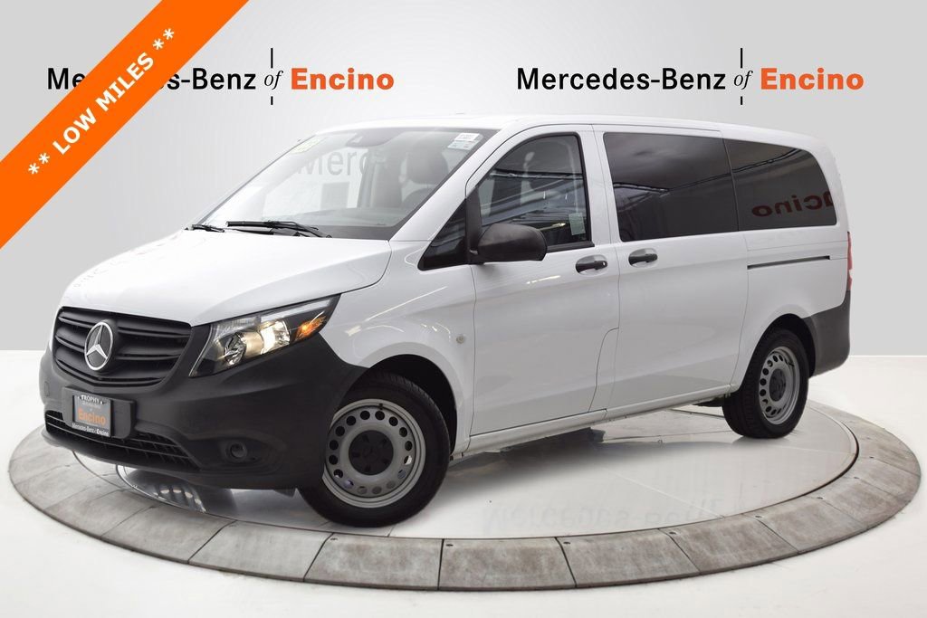 Used 2023 Mercedes-Benz Metris Passenger image 1
