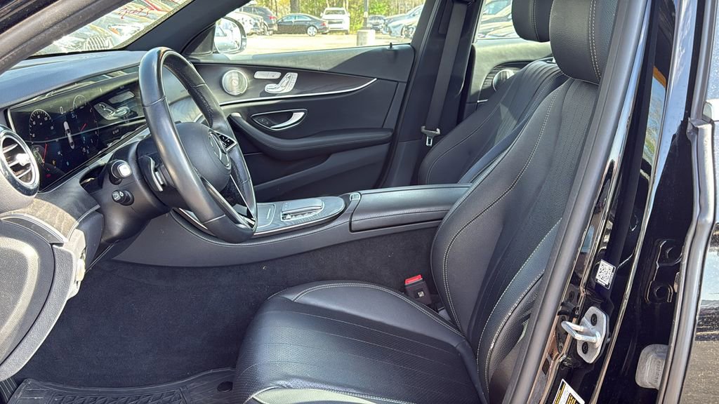 Certified 2023 Mercedes-Benz E 350 4MATIC Sedan w/ Premium Package image 19