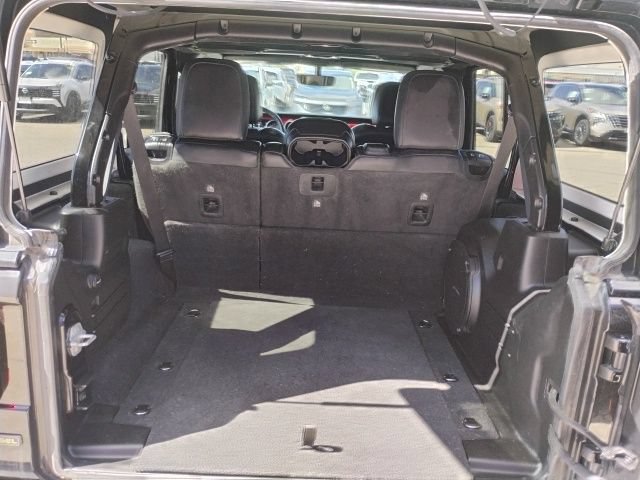 Used 2021 Jeep Wrangler Unlimited Rubicon AWD/4WD image 10