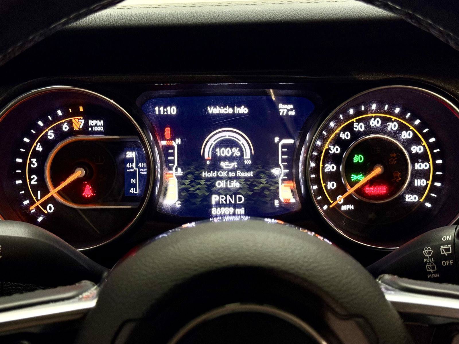 Used 2019 Jeep Wrangler Unlimited Sahara w/ Uconnect 4C Nav & Sound Group AWD/4WD image 22