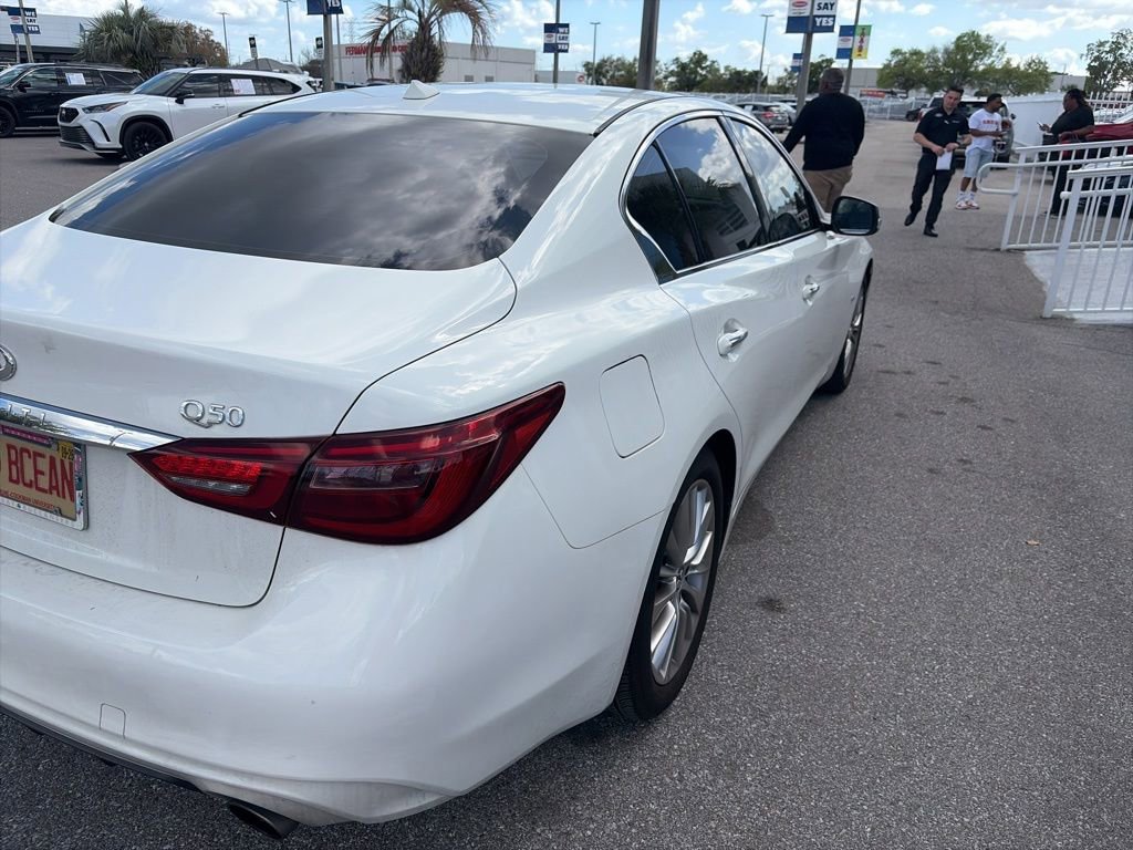 Used 2018 INFINITI Q50 Luxe image 6