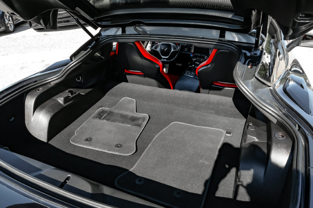 Used 2018 Chevrolet Corvette Z06 RWD image 39