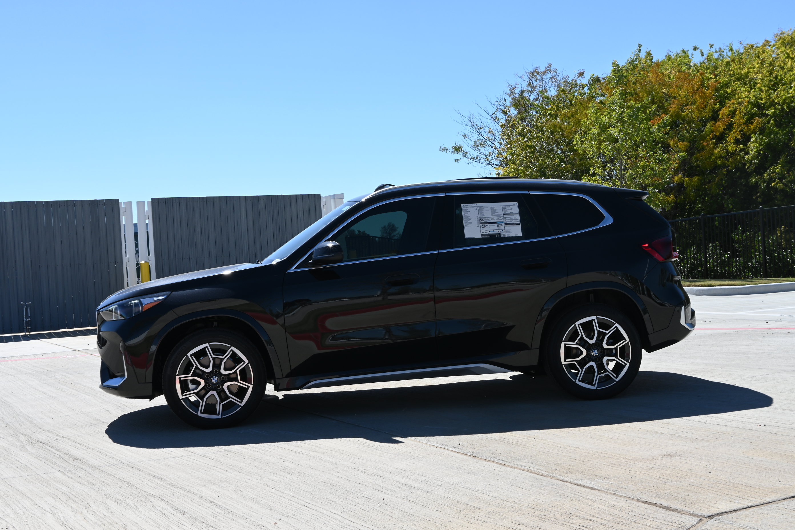 New 2027 BMW X1 xDrive28i AWD/4WD image 5