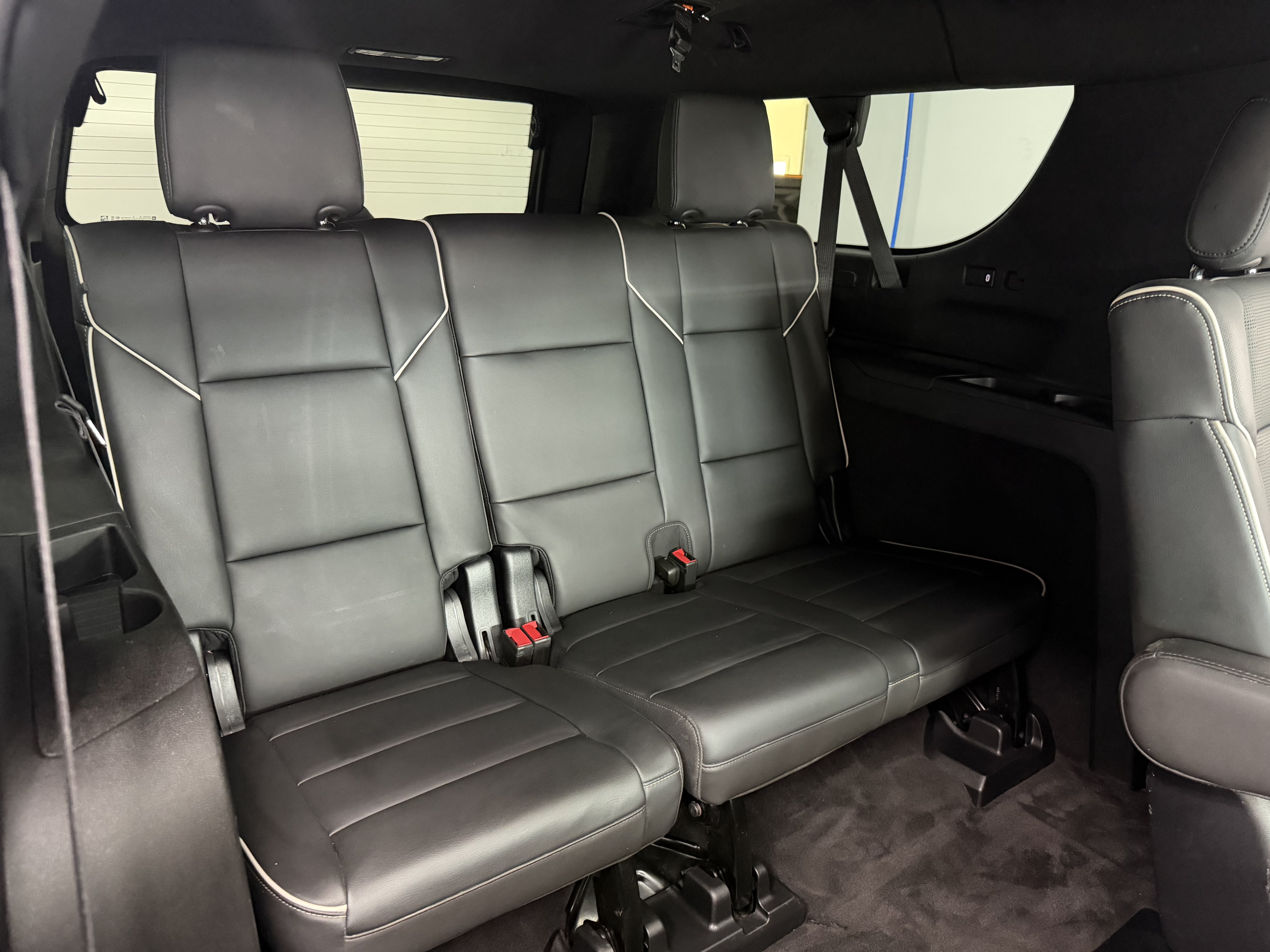 Used 2022 Cadillac Escalade ESV Sport w/ Touring Package AWD/4WD image 28