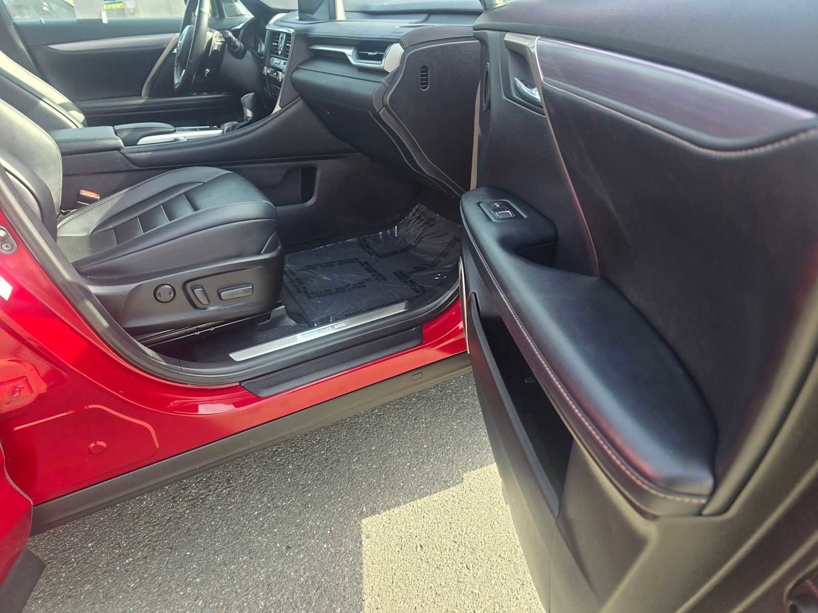 Certified 2022 Lexus RX 350 F Sport w/ Accessory Package image 10