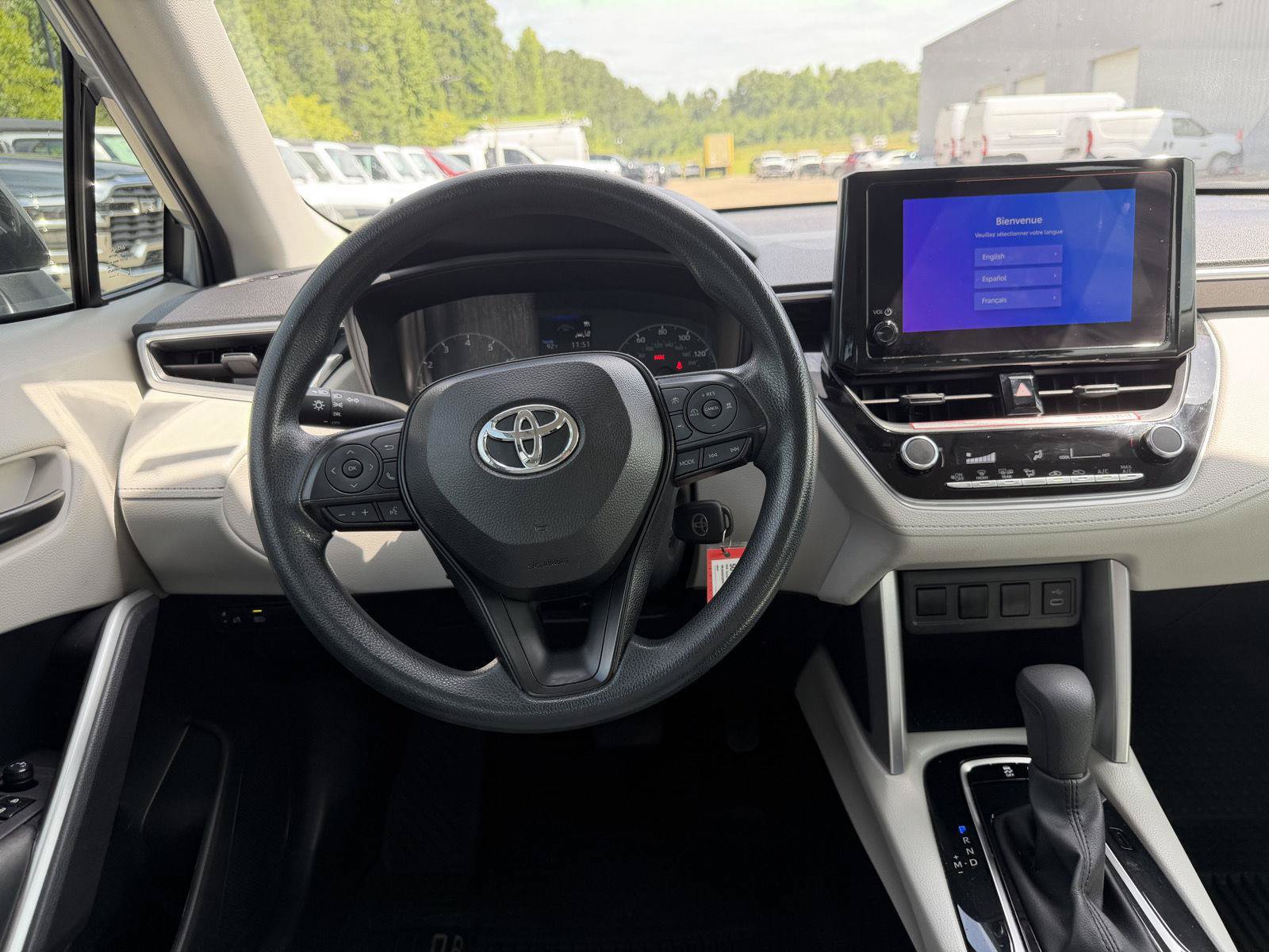Used 2024 Toyota Corolla Cross L FWD image 8