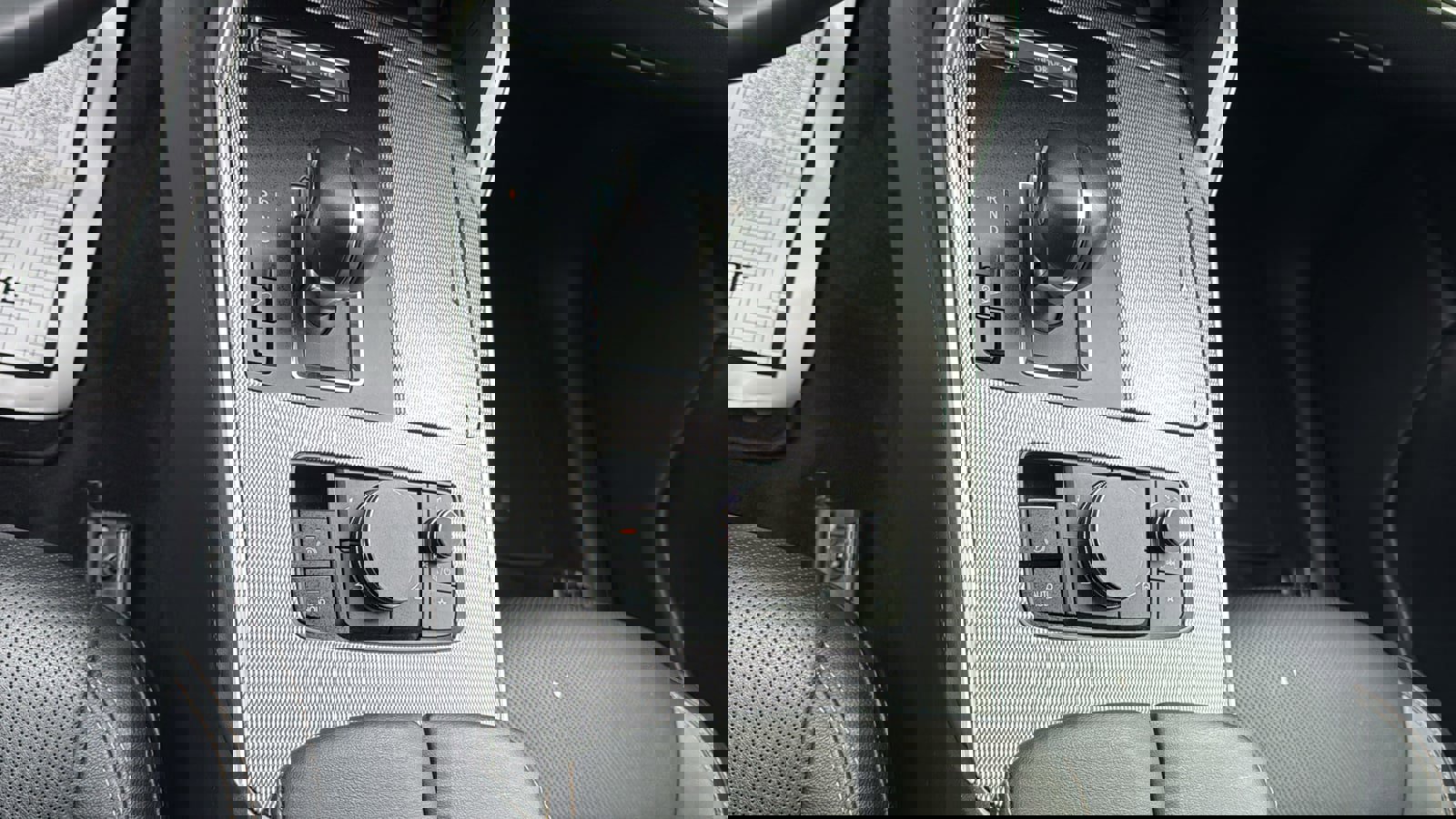 Certified 2024 MAZDA CX-90 3.3 Turbo w/ Preferred Plus image 19