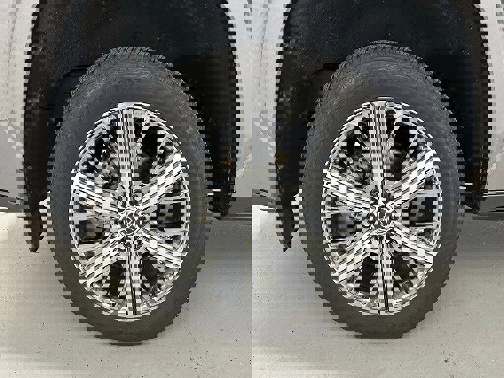 Used 2024 Toyota Sequoia Capstone image 70