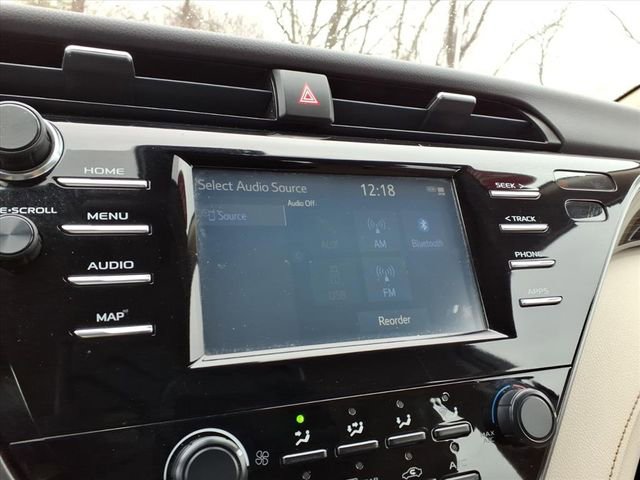 Used 2019 Toyota Camry LE image 23