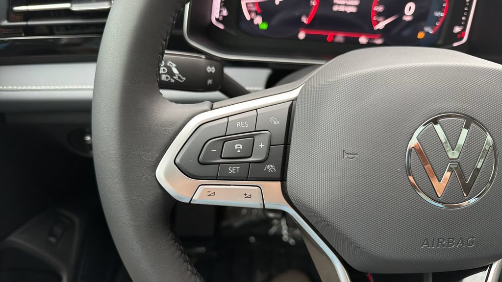 New 2026 Volkswagen Jetta SEL FWD image 23