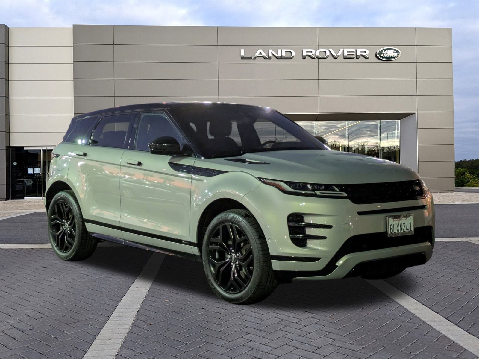 Used 2020 Land Rover Range Rover Evoque R-Dynamic SE image 3