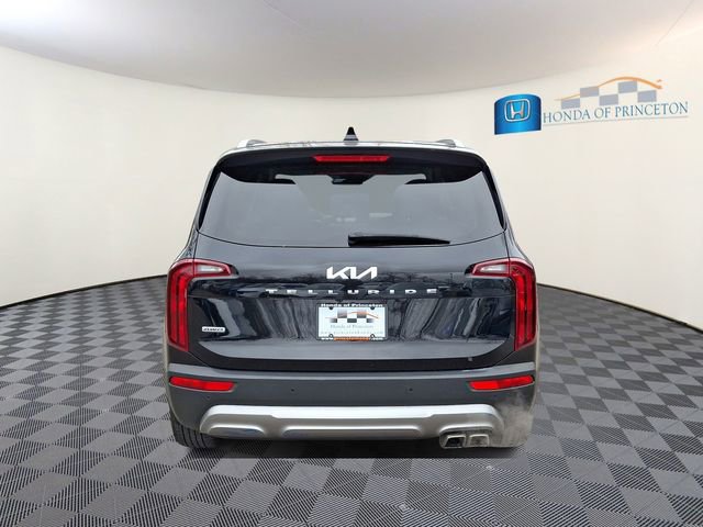 Used 2022 Kia Telluride S image 5