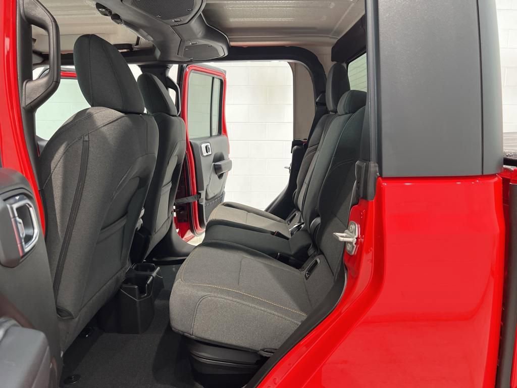 New 2024 Jeep Gladiator Sport image 35
