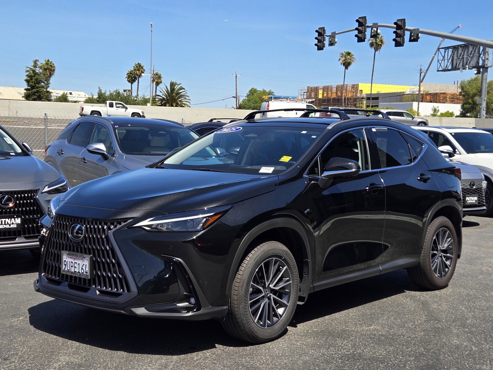 Used 2025 Lexus NX 350h AWD w/ Accessory Package (2T) image 8