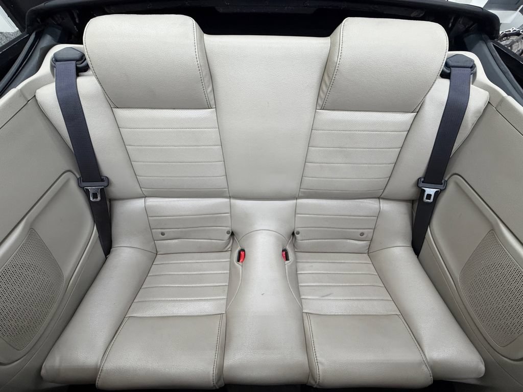 Used 2012 Ford Mustang Convertible RWD image 30