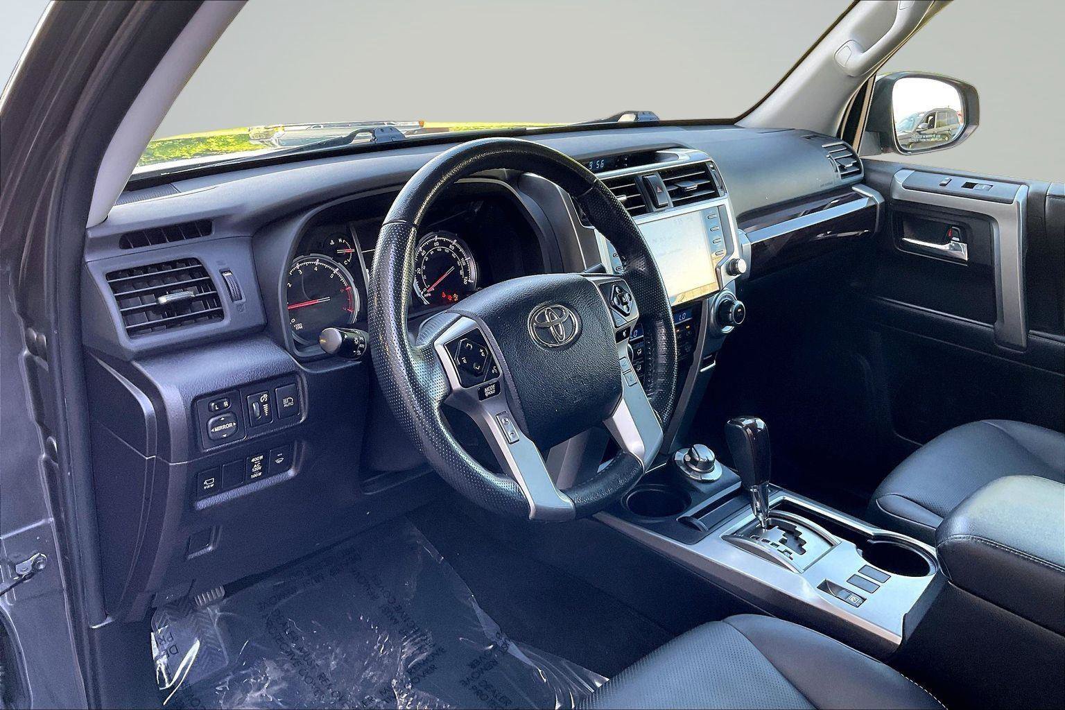 Used 2023 Toyota 4Runner Limited AWD/4WD image 13