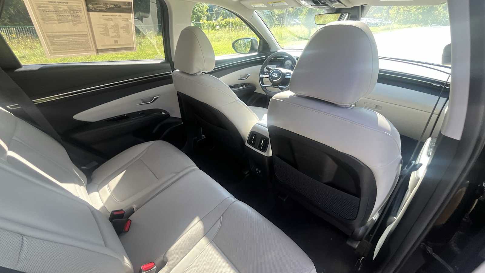 Used 2022 Hyundai Tucson SEL w/ Convenience + Premium Package AWD/4WD image 11