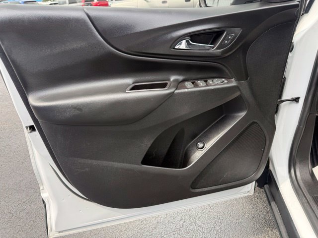 Used 2019 Chevrolet Equinox LT w/ Driver Convenience Package AWD/4WD image 6