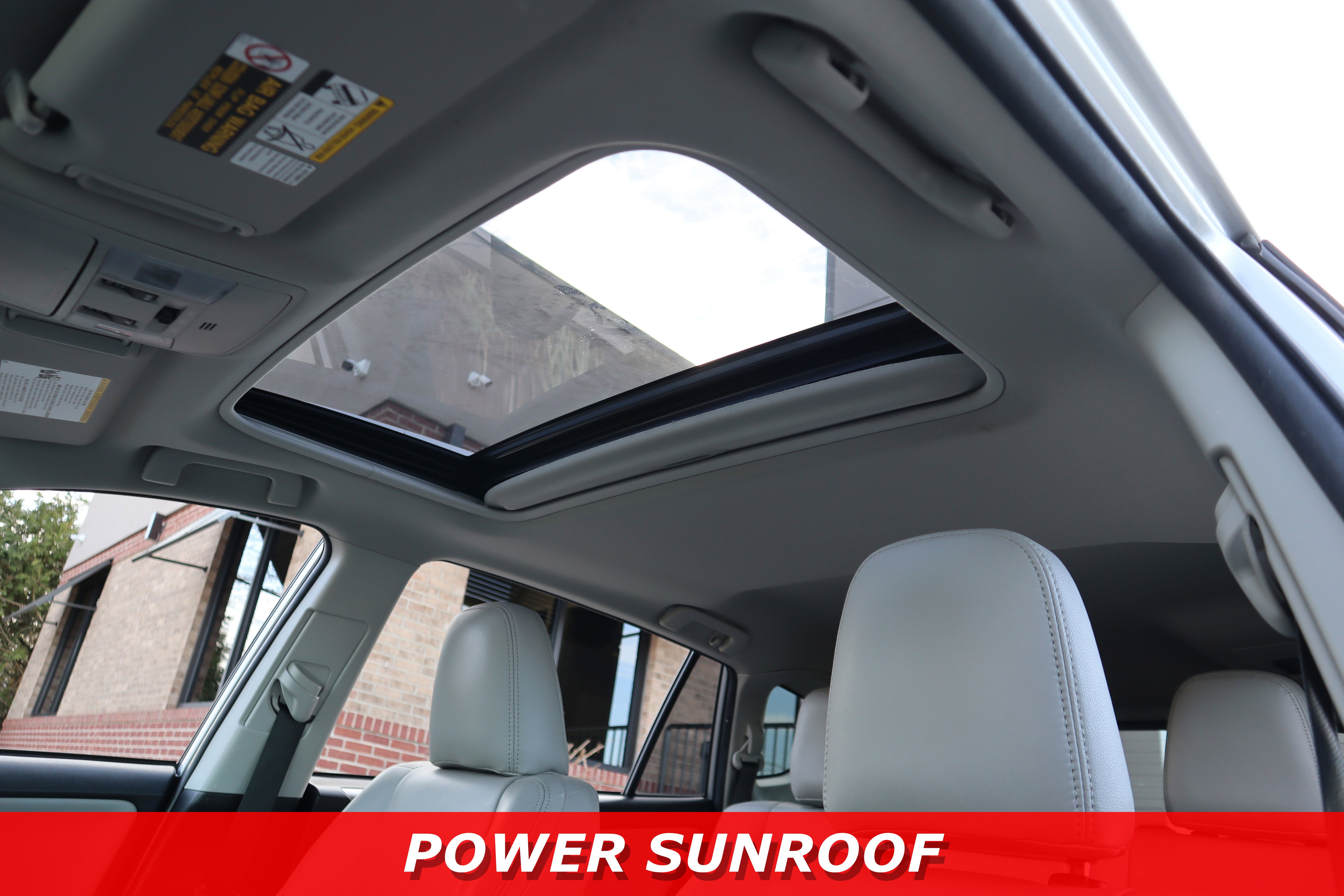 Used 2016 Toyota RAV4 XLE image 23