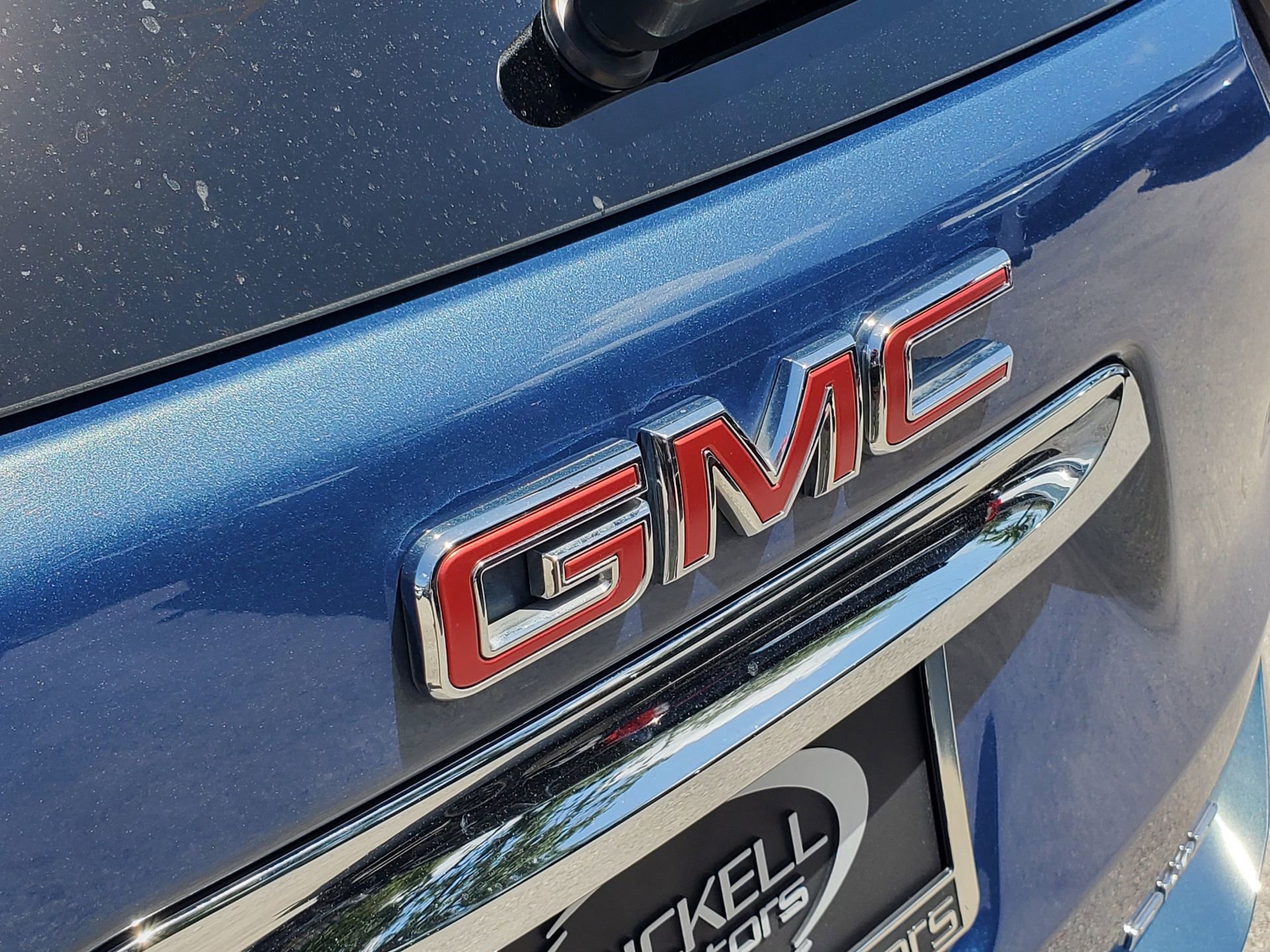 Used 2024 GMC Terrain SLT w/ LPO, Floor Liner Package AWD/4WD image 7