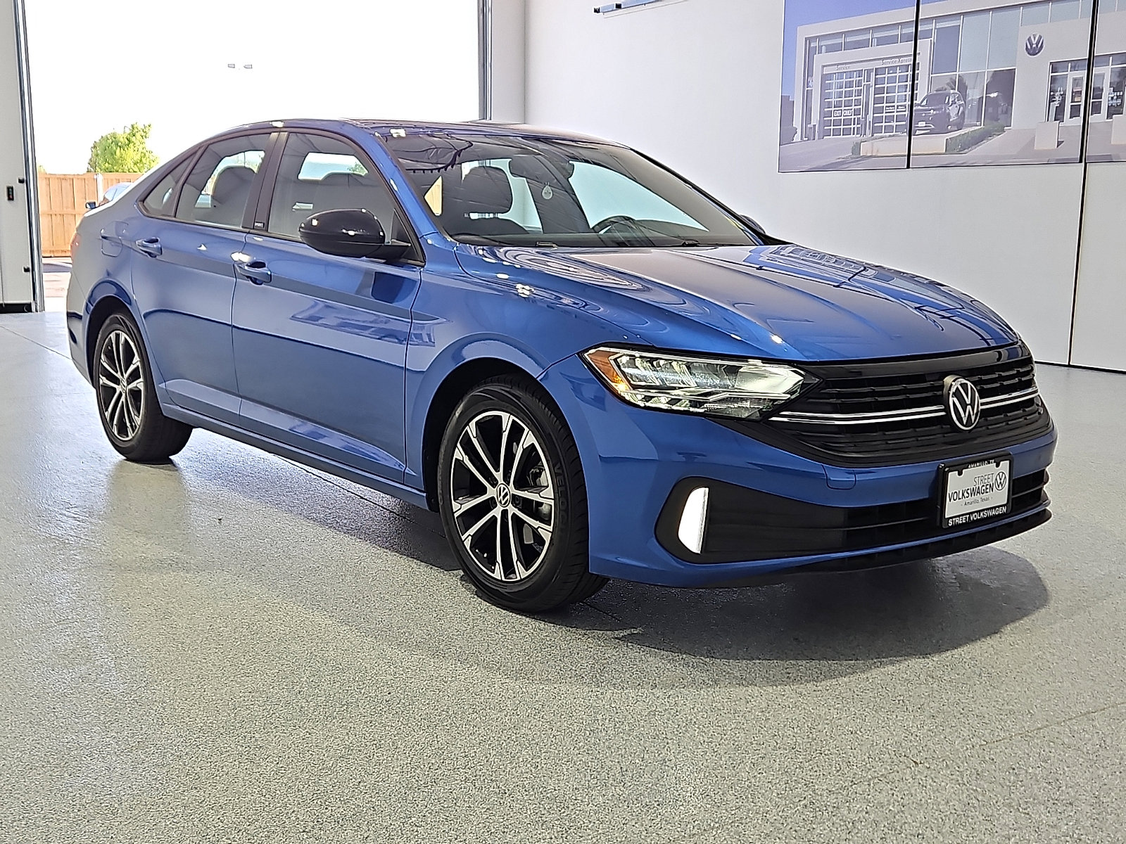 Certified 2024 Volkswagen Jetta Sport FWD image 4