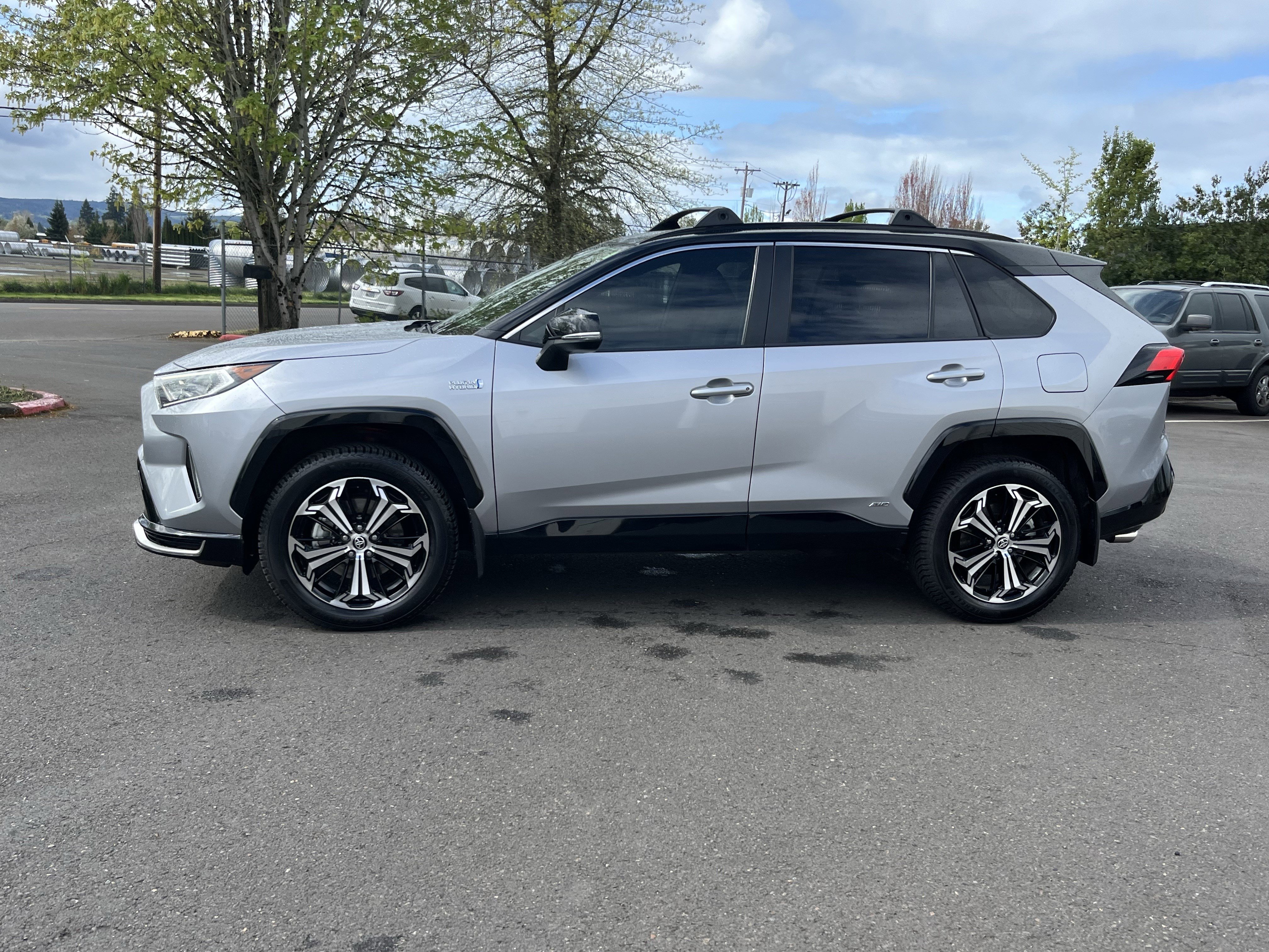 Used 2021 Toyota RAV4 XSE w/ Weather Package AWD/4WD image 2