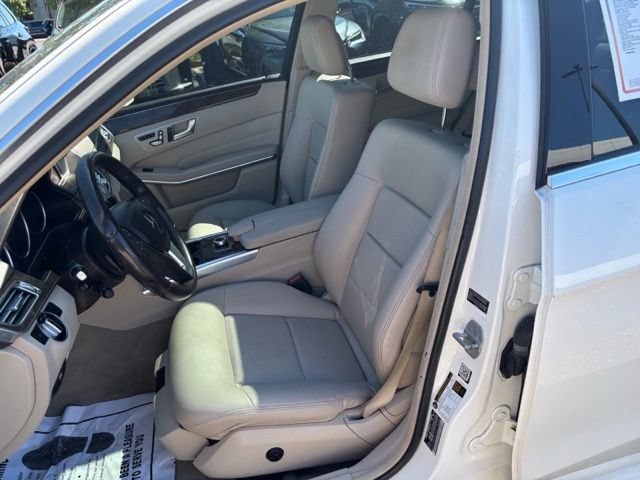 Used 2016 Mercedes-Benz E 350 4MATIC Sedan image 23