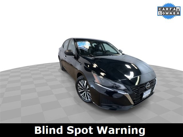 Used 2024 Nissan Altima 2.5 SV image 5