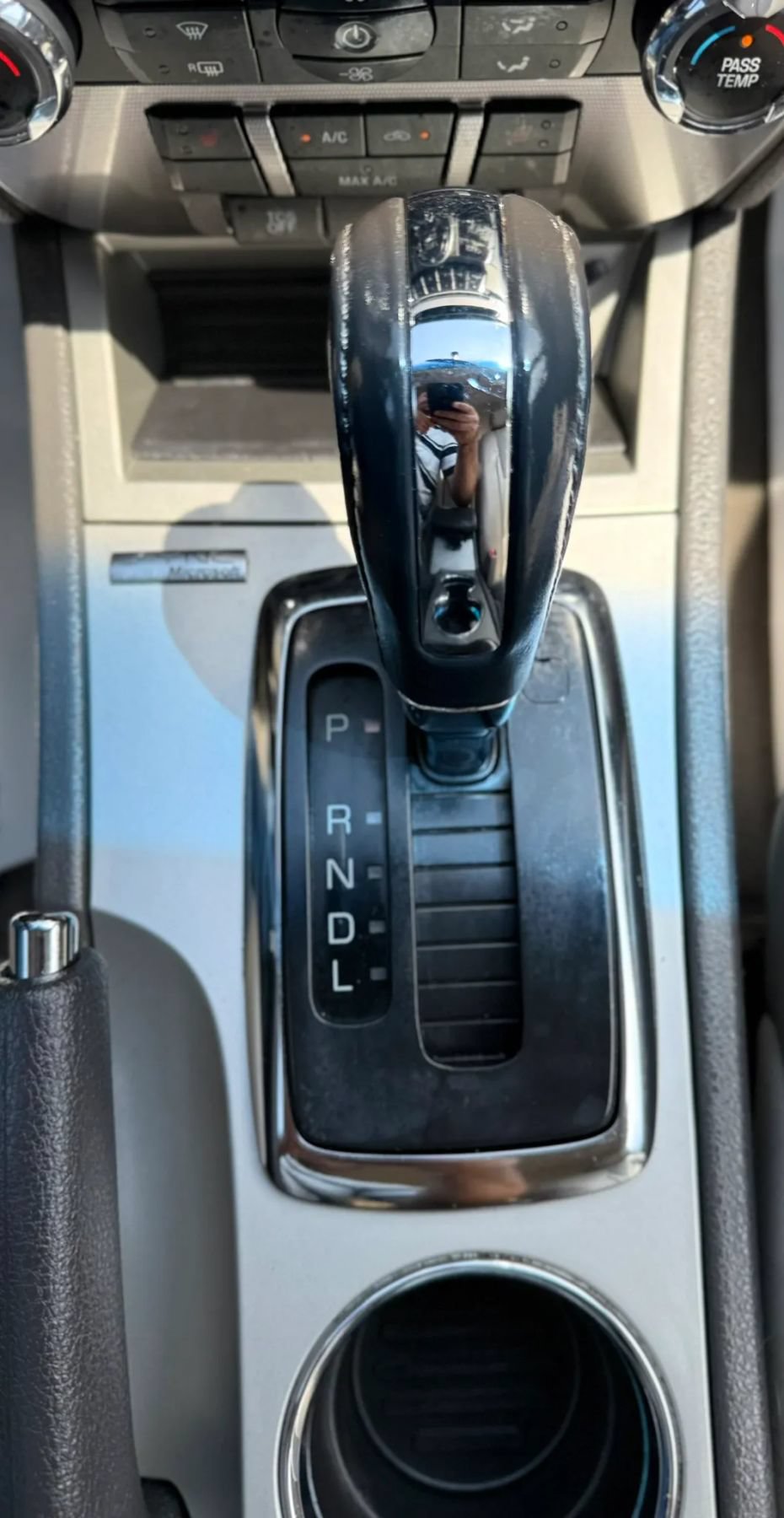 Used 2011 Ford Fusion SEL FWD image 18
