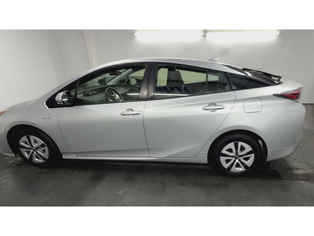 Used 2018 Toyota Prius Two w/ Prius Two Safety Plus Package FWD image 6