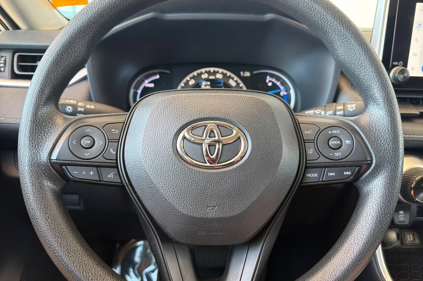 Used 2025 Toyota RAV4 XLE AWD/4WD image 26