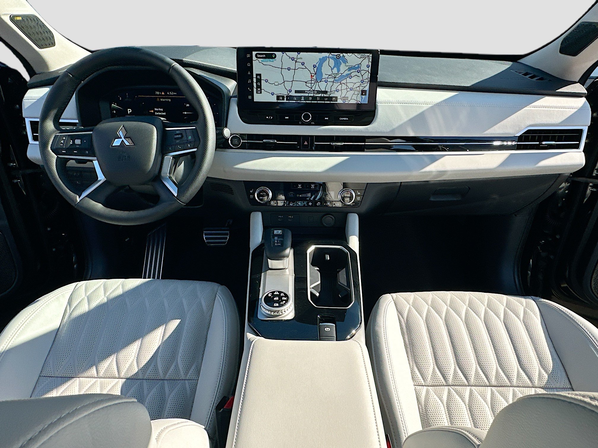 New 2025 Mitsubishi Outlander AWD image 3