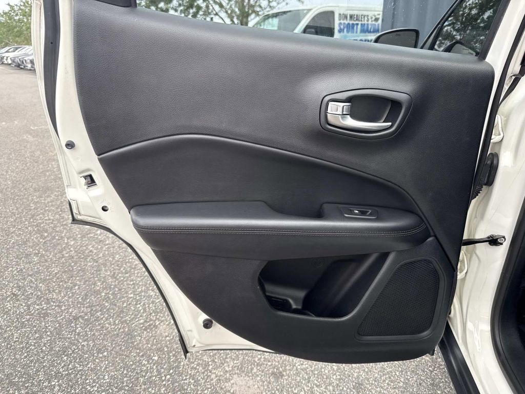 Used 2018 Jeep Compass Altitude w/ Popular Equipment Group image 13