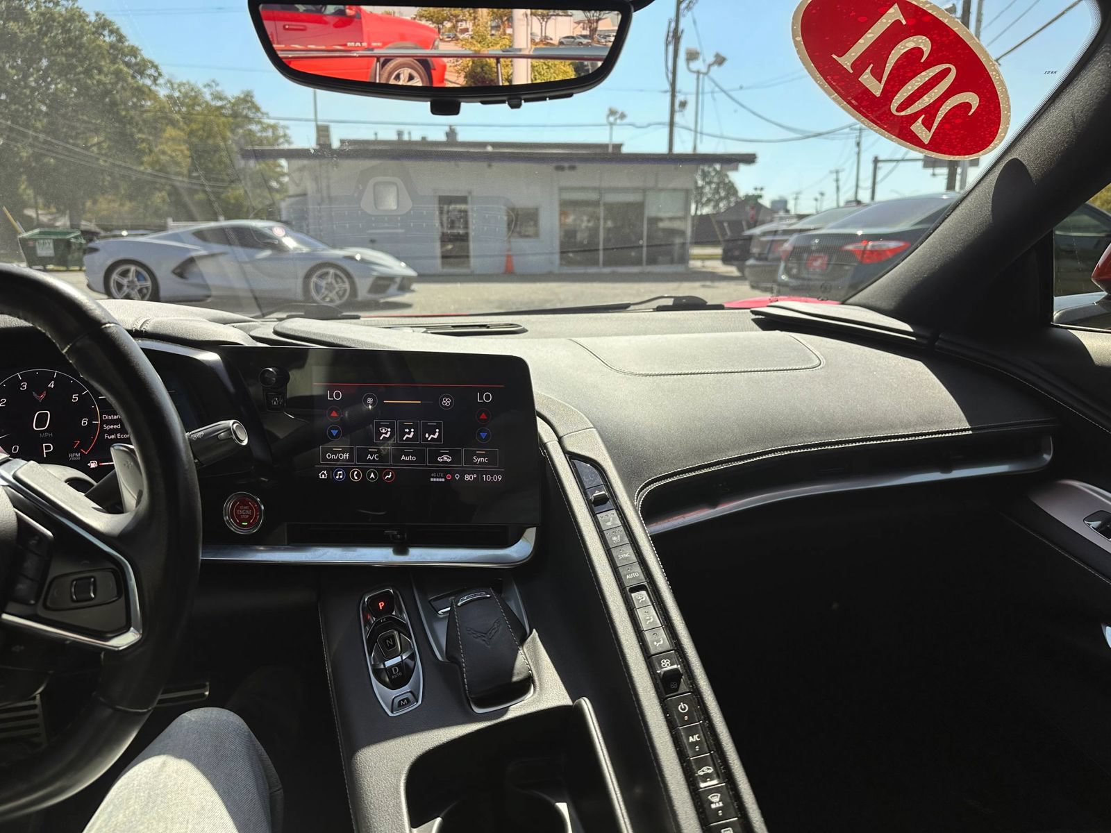 Used 2021 Chevrolet Corvette Stingray Preferred Cpe w/ Z51 Performance Package RWD image 18