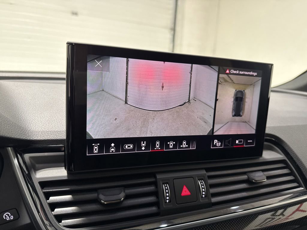 Used 2024 Audi SQ5 Prestige image 28