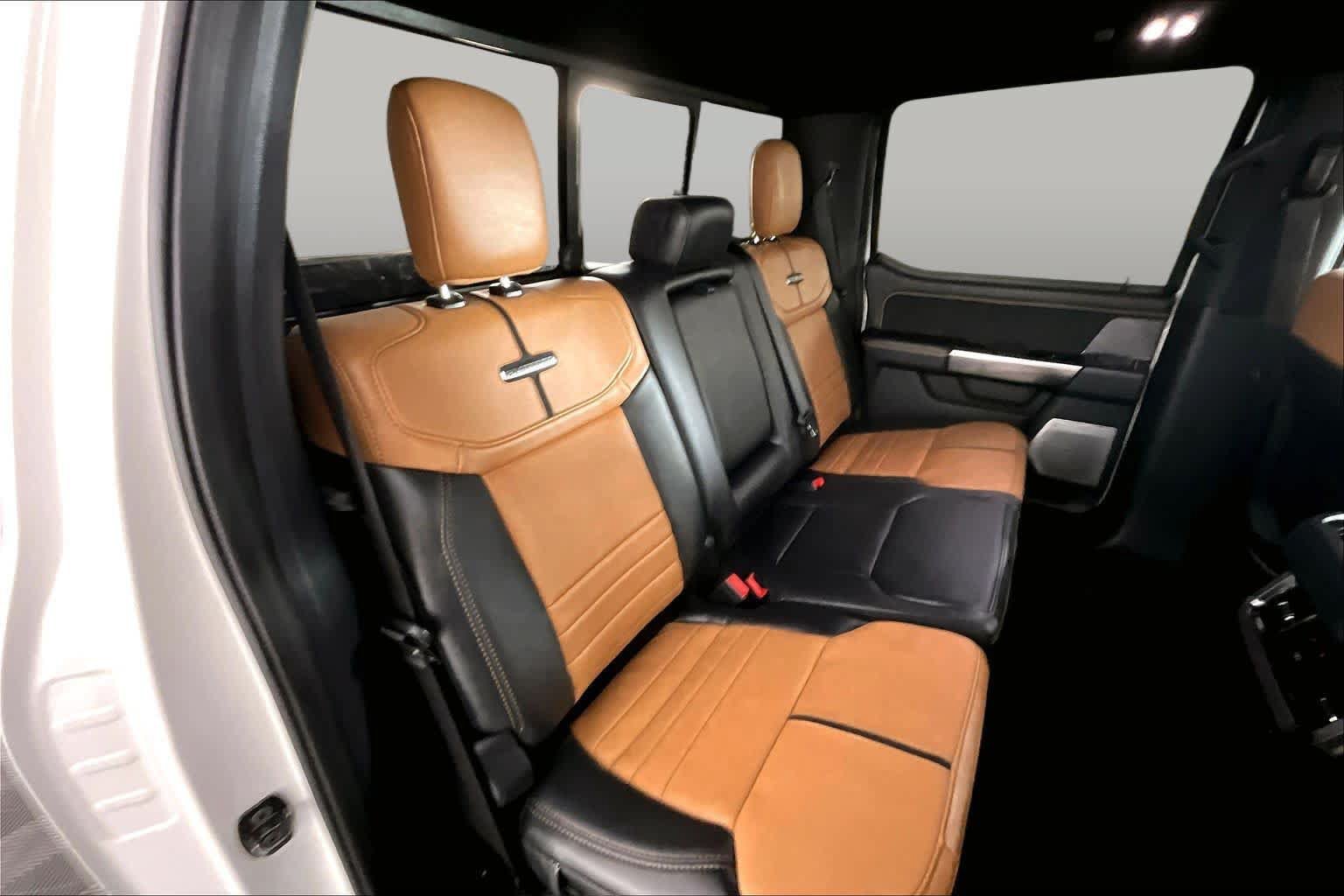Used 2024 Ford F250 Platinum AWD/4WD image 19