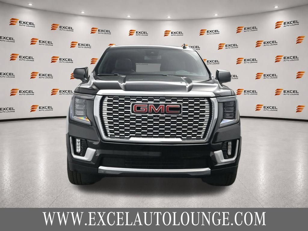 Used 2023 GMC Yukon XL Denali AWD/4WD image 8
