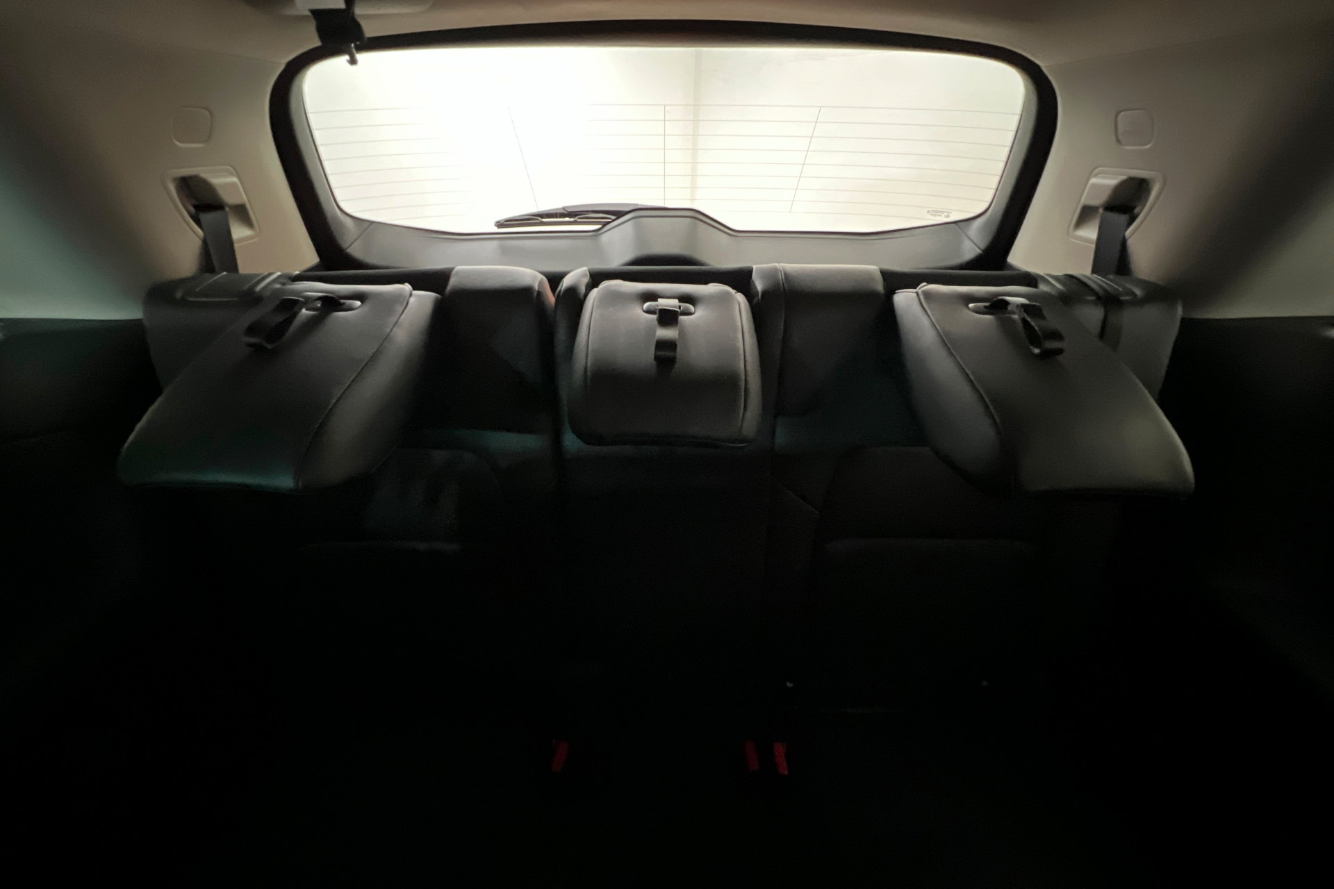 Used 2025 Nissan Pathfinder SL FWD image 23