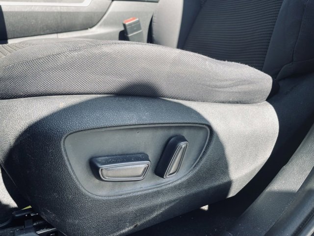 Used 2022 Toyota Highlander L image 18