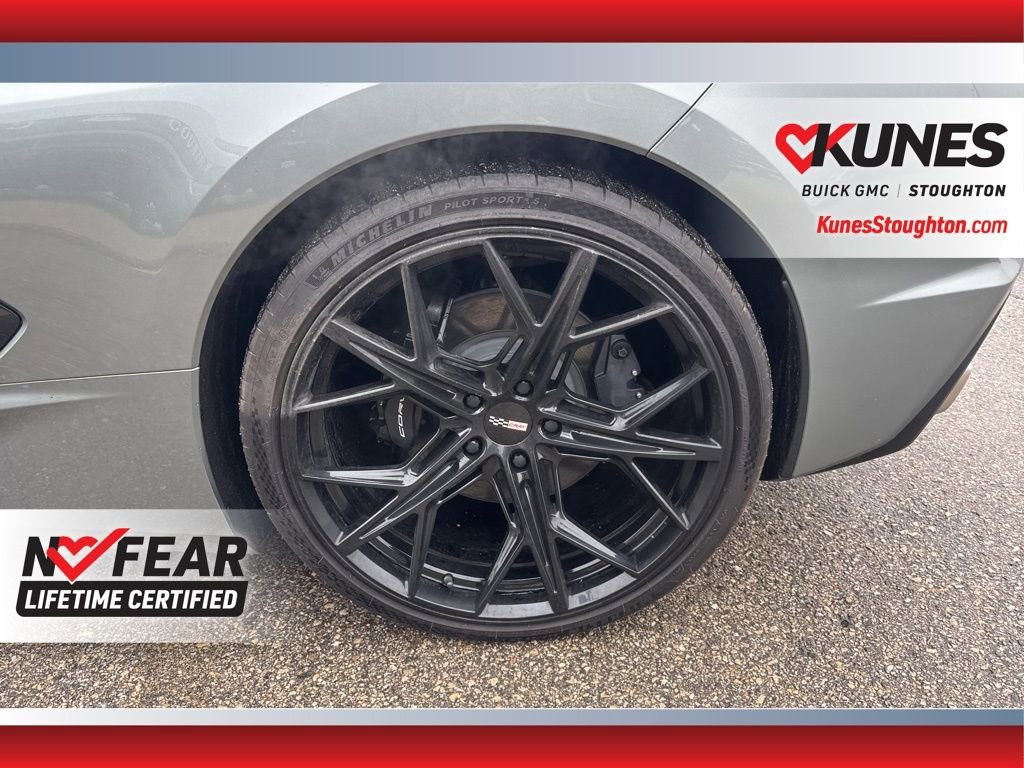 Used 2024 Chevrolet Corvette Stingray Preferred Conv w/ 2LT image 16