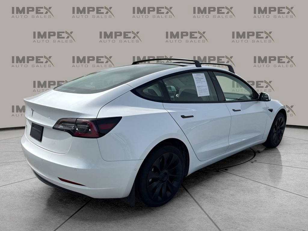 Used 2021 Tesla Model 3 Standard Range Plus image 5