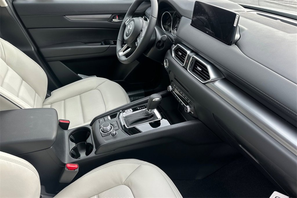 New 2025 MAZDA CX-5 AWD 2.5 S w/ Preferred Package image 17