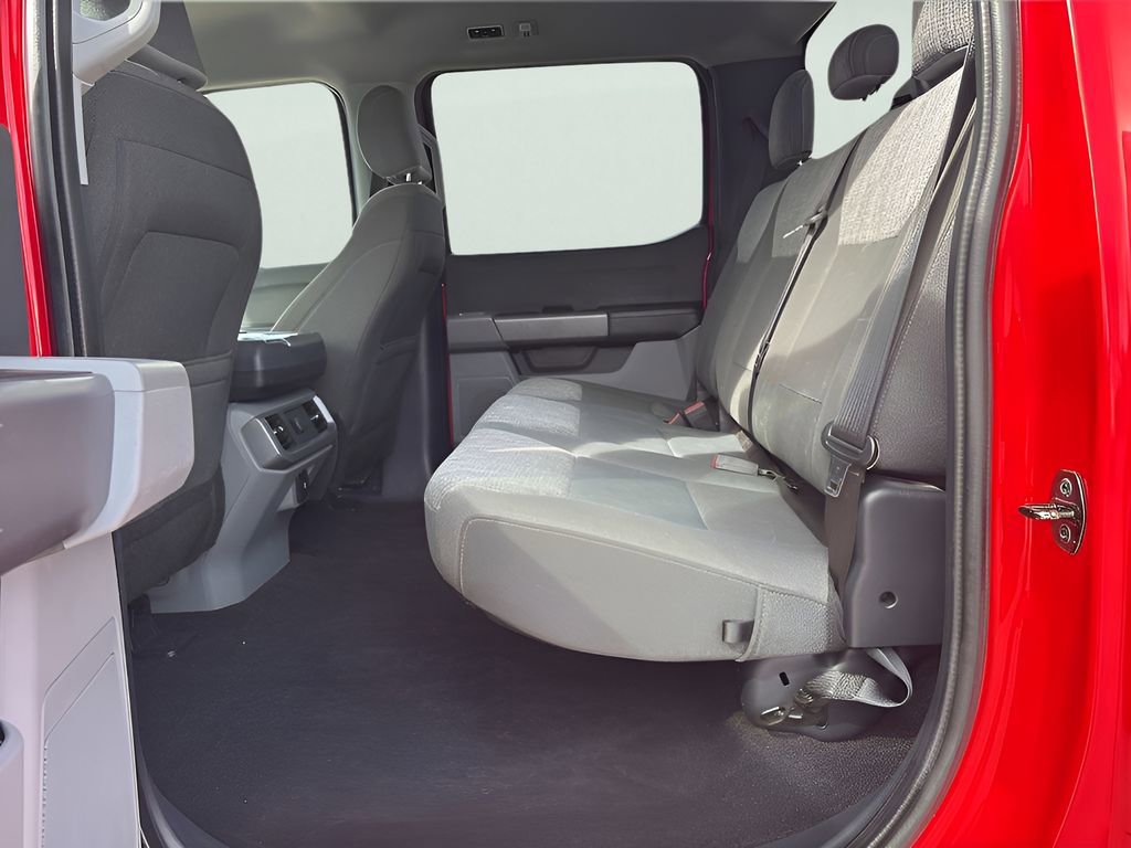 Used 2021 Ford F150 XLT image 12