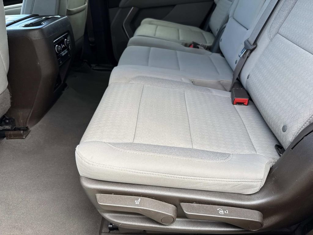 Used 2023 Chevrolet Tahoe LS image 16