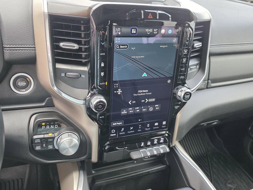 Used 2022 RAM 1500 Laramie AWD/4WD image 21