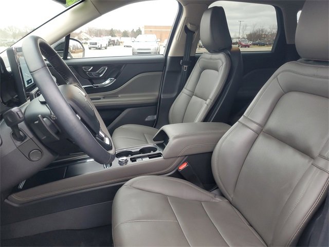 Certified 2023 Lincoln Corsair AWD w/ Equipment Group 101A image 11