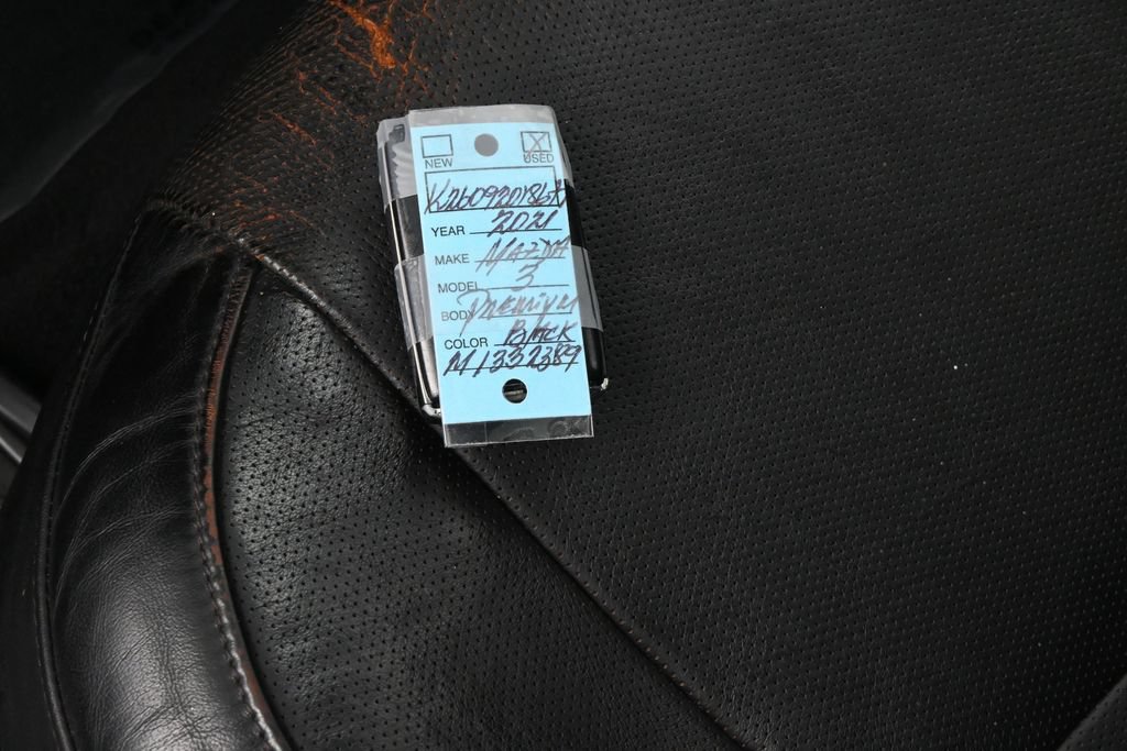 Used 2021 MAZDA MAZDA3 s FWD image 20