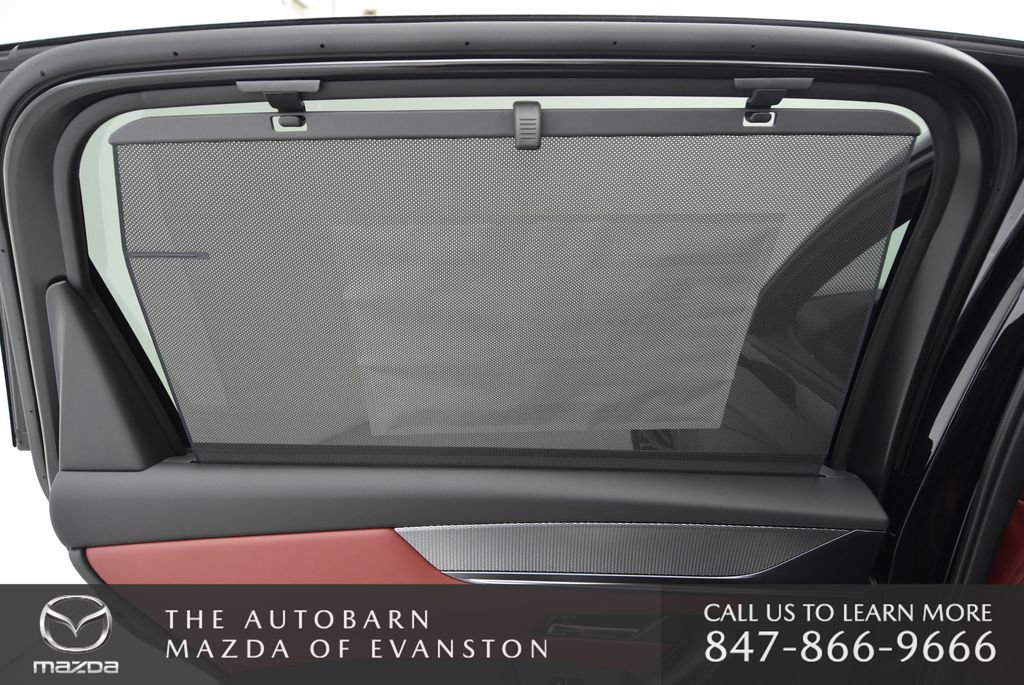 Used 2025 MAZDA CX-70 Plug-In Hybrid w/ Premium Plus AWD/4WD image 32