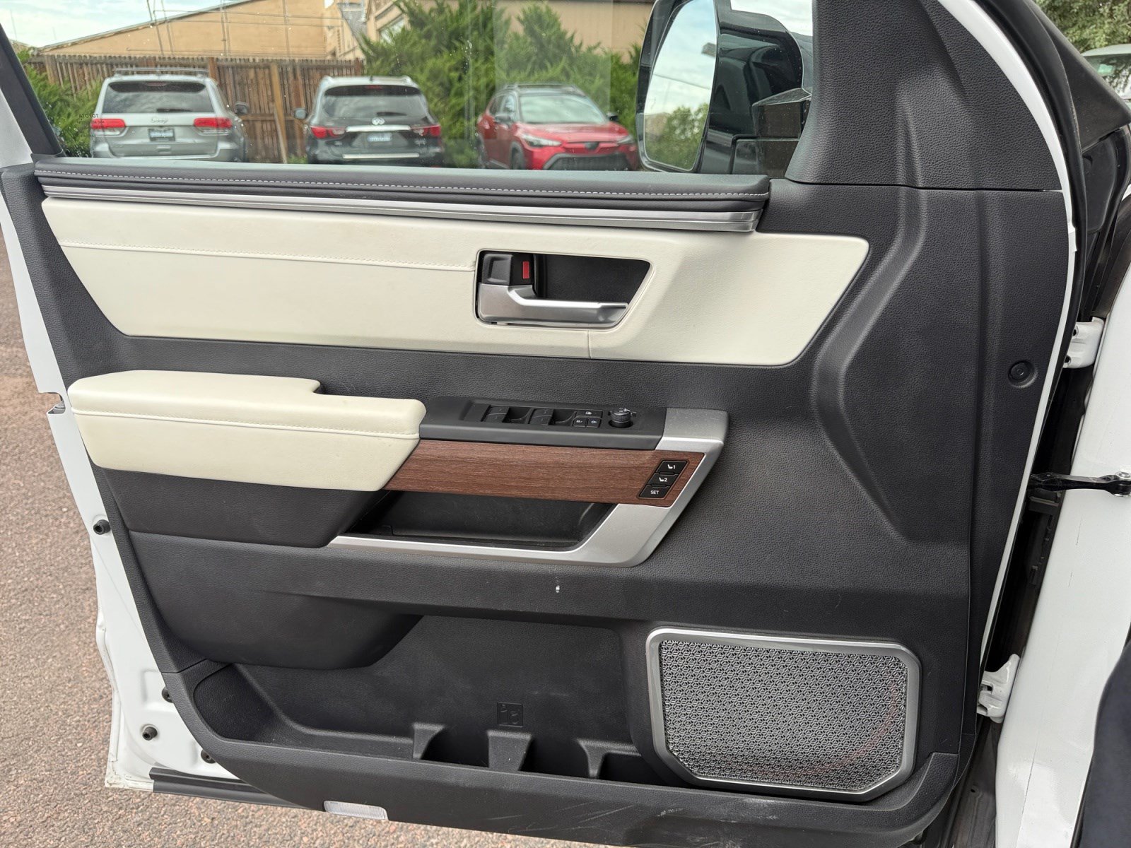 Used 2024 Toyota Sequoia Capstone AWD/4WD image 13